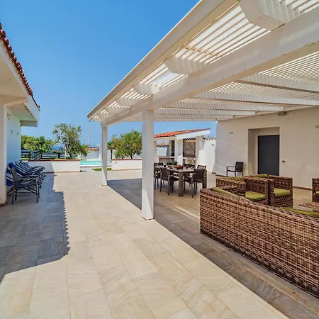 Con Piscina Sul Mare A * Terrasini