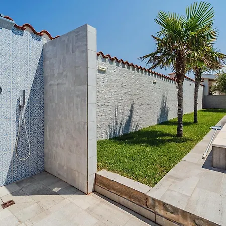 Villa Con Piscina Sul Mare A Terrasini