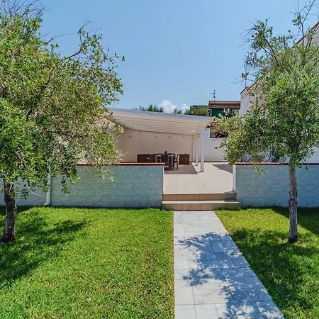 Villa Con Piscina Sul Mare A Terrasini
