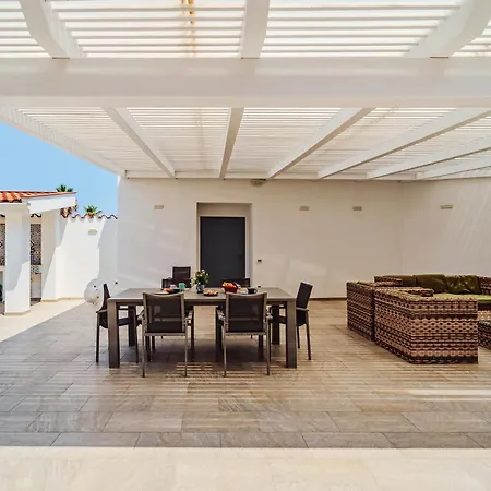 Villa Con Piscina Sul Mare A Terrasini