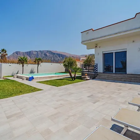 Con Piscina Sul Mare A Villa Terrasini